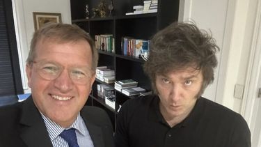 Serenellini y Milei. (X)