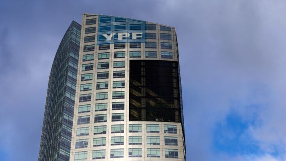 Suspendieron temporalmente la ejecución del fallo contra la petrolera estatal. (Xinhua)