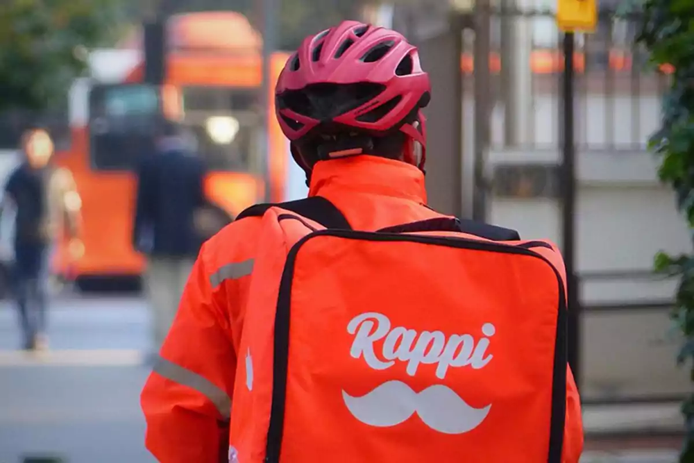 Un repartidor de Rappi. Un repartidor de Rappi.