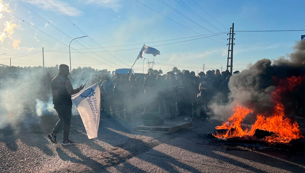 Se agravan los conflictos laborales en Ternium. (El Norte)