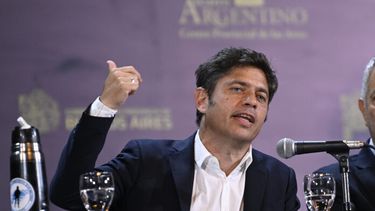 Kicillof en el Teatro Argentino.