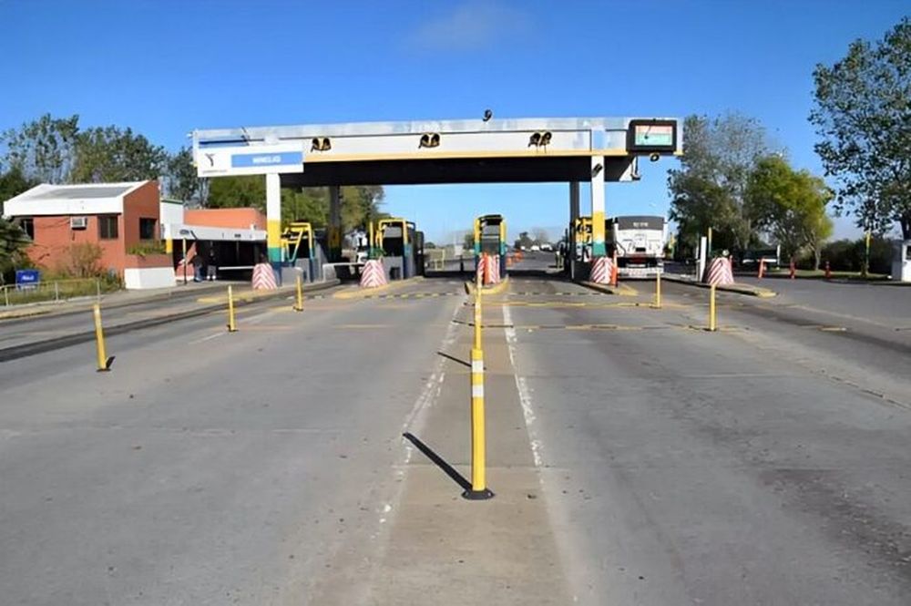 El peaje en Hinojo, en el partido de Olavarría, será afectado por la suba. (En Línea Noticias)