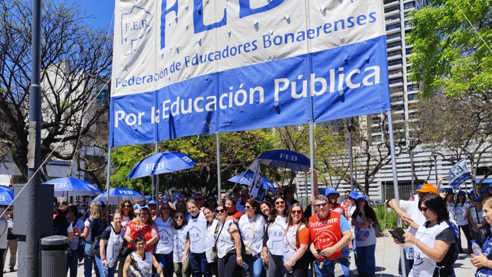 Militantes de FEB durante una protesta. Militantes de FEB durante una protesta.