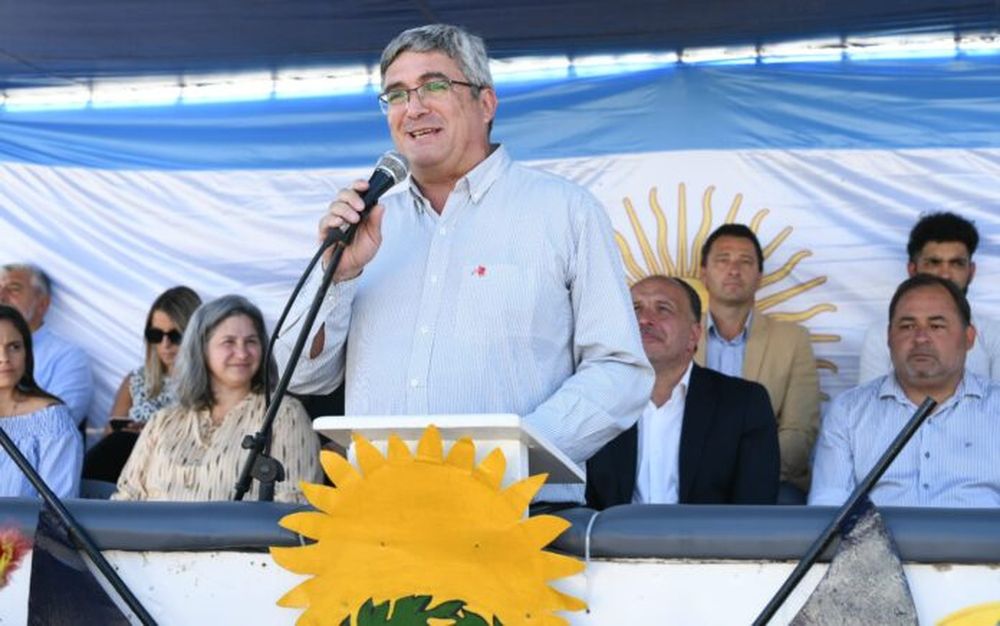 El ministro de Desarrollo Agrario participó de la 55° Fiesta Provincial del Trigo en Tres Arroyos.