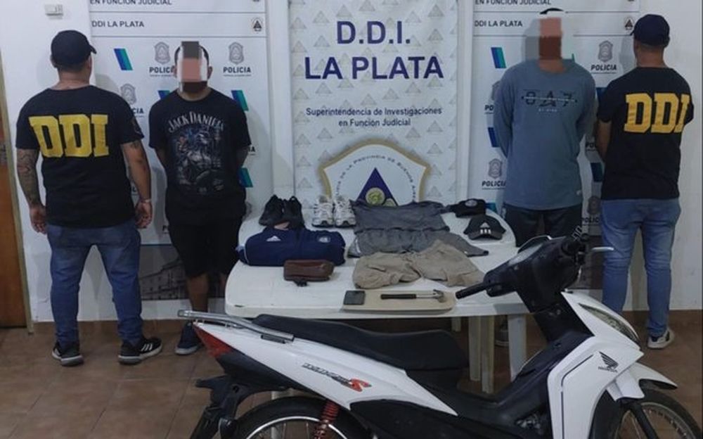 Detenidos por el ataque a la delegación municipal (Foto Seguridad)