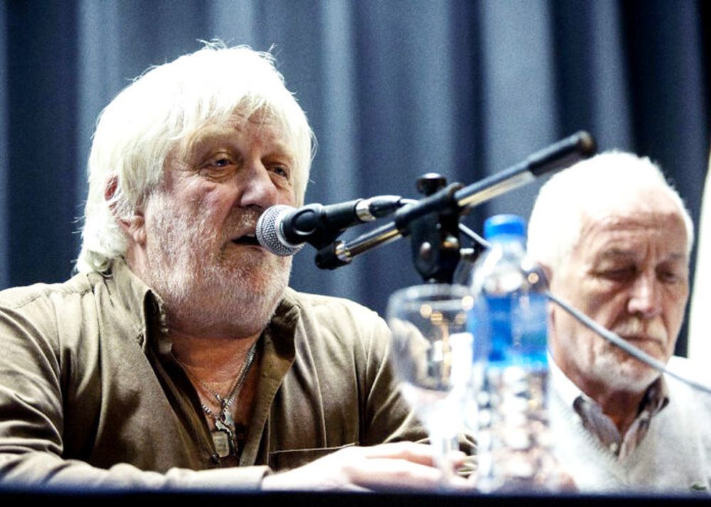 El secretario general de APSEE en declaraciones radiales.