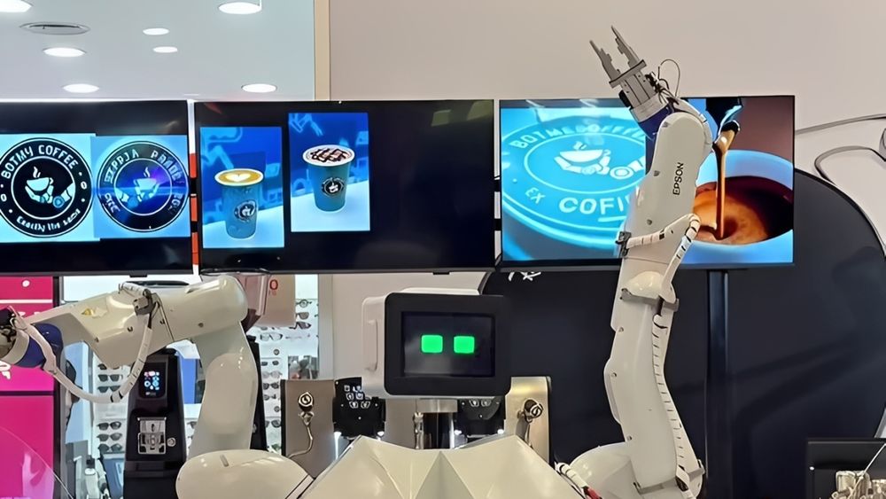 El robot que prepara café fue instalado en el marco de un emprendimiento llamado Bot My Coffee.