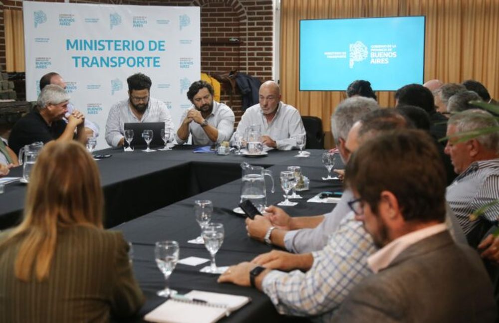La Provincia acordó una nueva tarifa de referencia para el transporte de cargas.