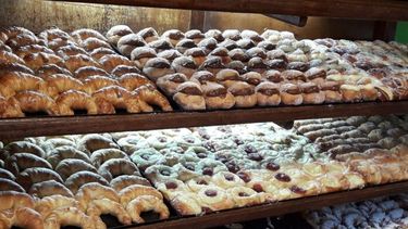 Las facturas, una pasión argentina.