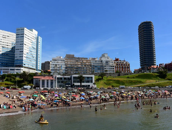 Fin de semana largo de diciembre en Mar del Plata. Fin de semana largo de diciembre en Mar del Plata.
