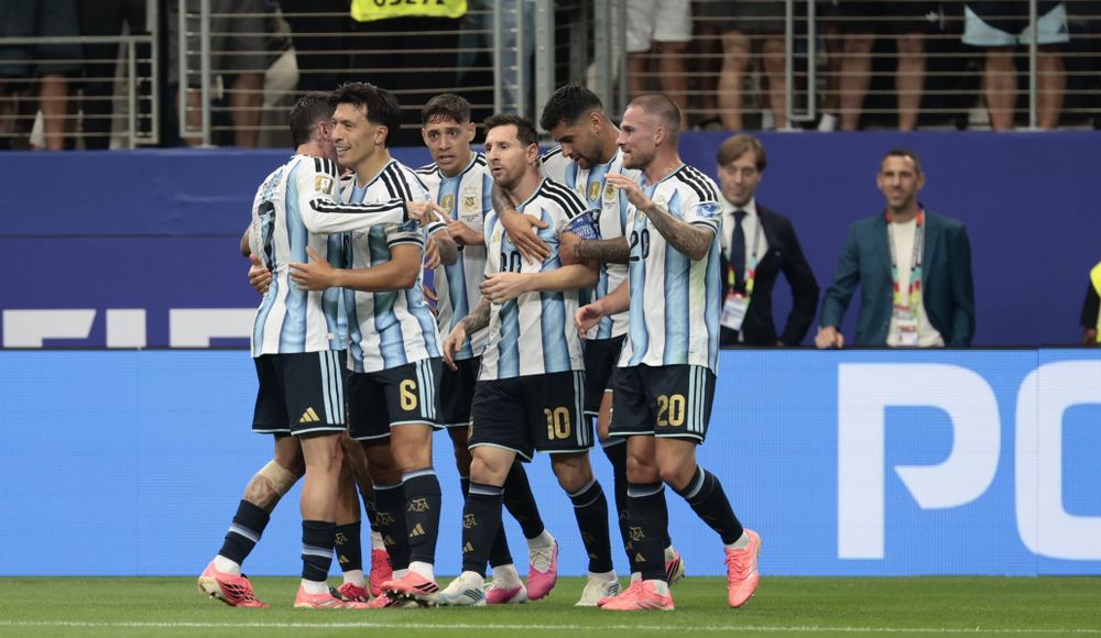 El festejo del primer gol de Messi, el cuarto en el Mundial 2026.
