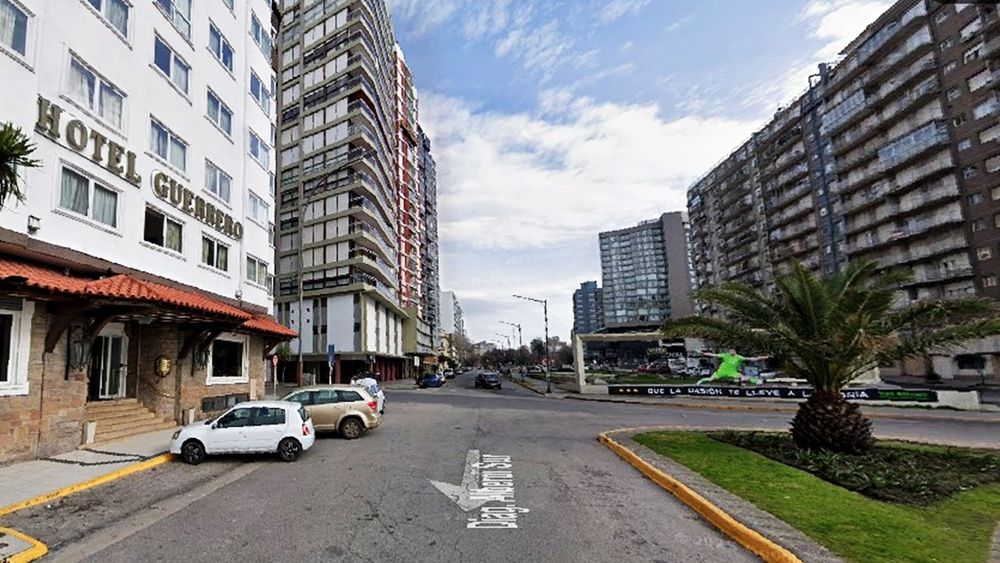 Las víctimas, de 89 y 86 años, fueron encontradas sin vida en el departamento donde vivían, en un edificio de Diagonal Alberdi al 2300. Las víctimas, de 89 y 86 años, fueron encontradas sin vida en el departamento donde vivían, en un edificio de Diagonal Alberdi al 2300.