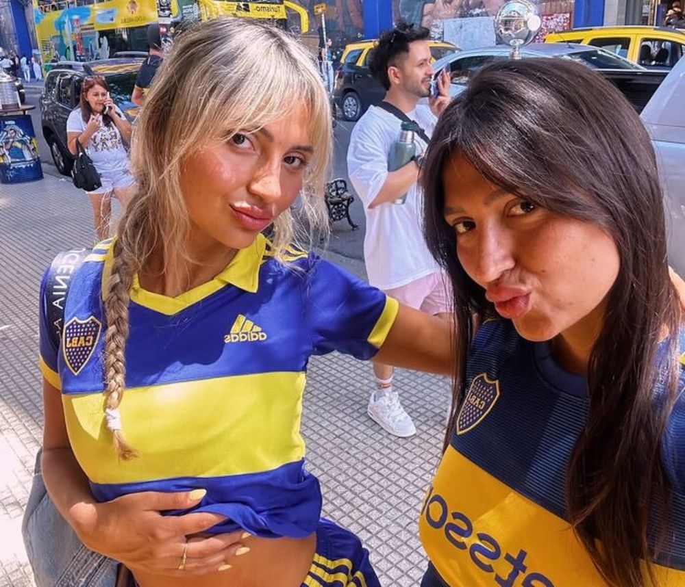 Frany Pérez y su hermana Martina; ambas tienen prohibido salir del país. (Instagram)