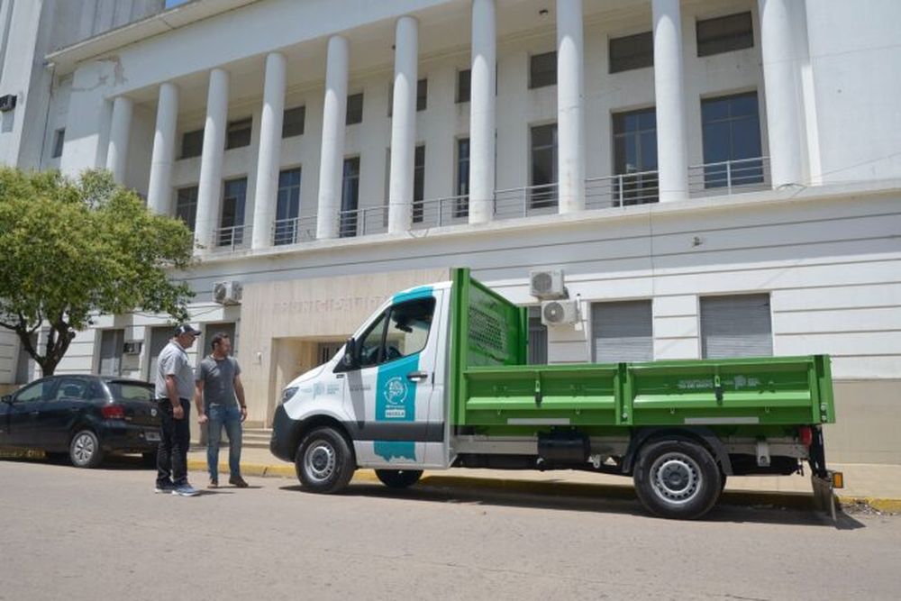 Fuerte polémica en 25 de Mayo por el despido de más de 300 empleados.