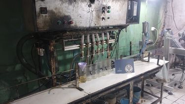 Allanamientos en Lomas de Zamora donde se envasaba de manera clandestina aceite de girasol Cocinero&nbsp;