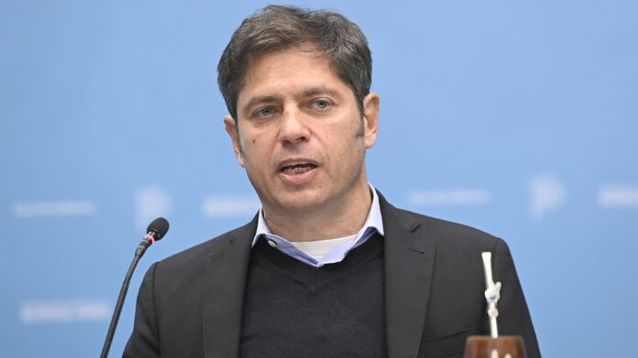 El gobernador Axel Kicillof reclamó este lunes “seriedad” en la discusión por el emplazamiento de la planta de GNL en Bahía Blanca.