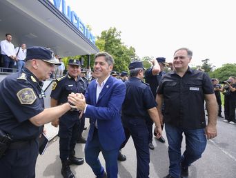 provincia acordo un 11% de aumento salarial para la policia, mas plus por uniforme y horas polad provincia acordo un 11% de aumento salarial para la policia, mas plus por uniforme y horas polad