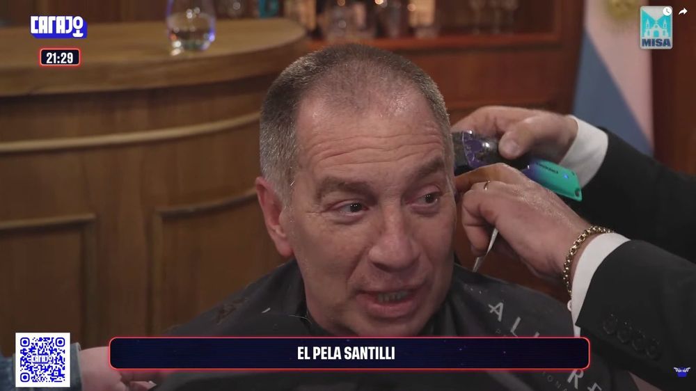 El momento en el que pelaban a Diego Santilli en La Misa.