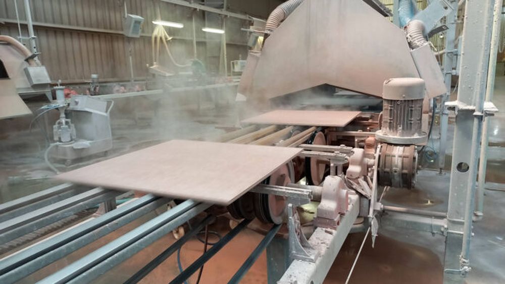 La fábrica de cerámicas.