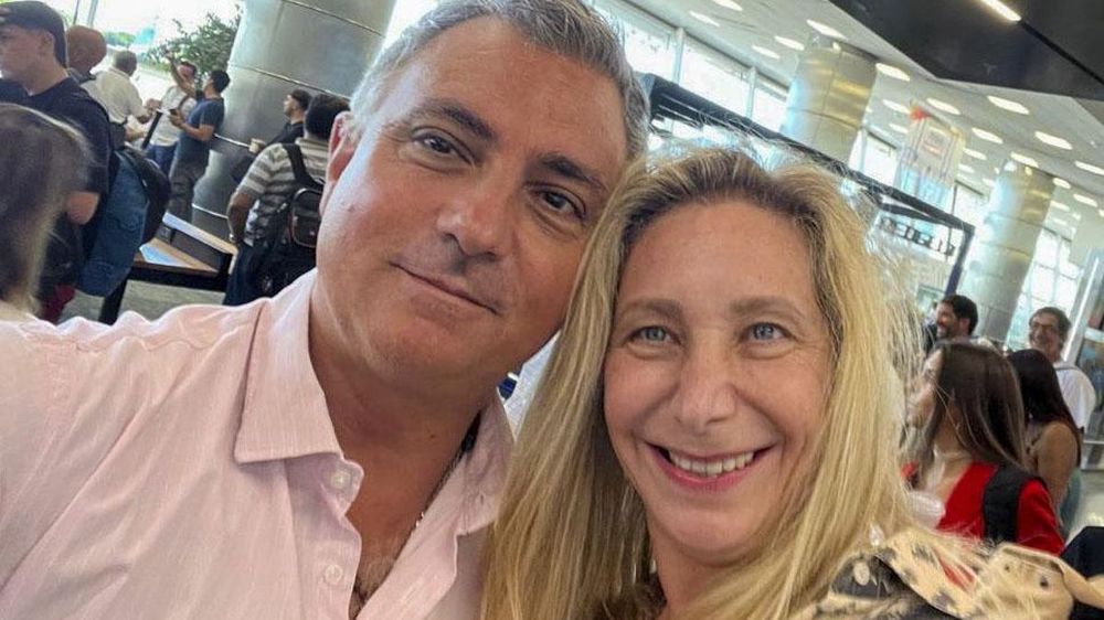 Sebastián Pareja y Karina Milei&nbsp;