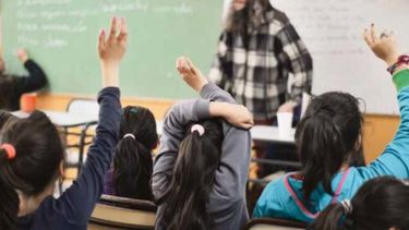 Alumnos en un aula de una escuela del país.