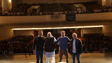 La gente que apuesta no gana. Puede ser que ganes una vez, pero en el recorrido no vas a ganar nunca, advirtió Cayetano. - Lotería de la Provincia -