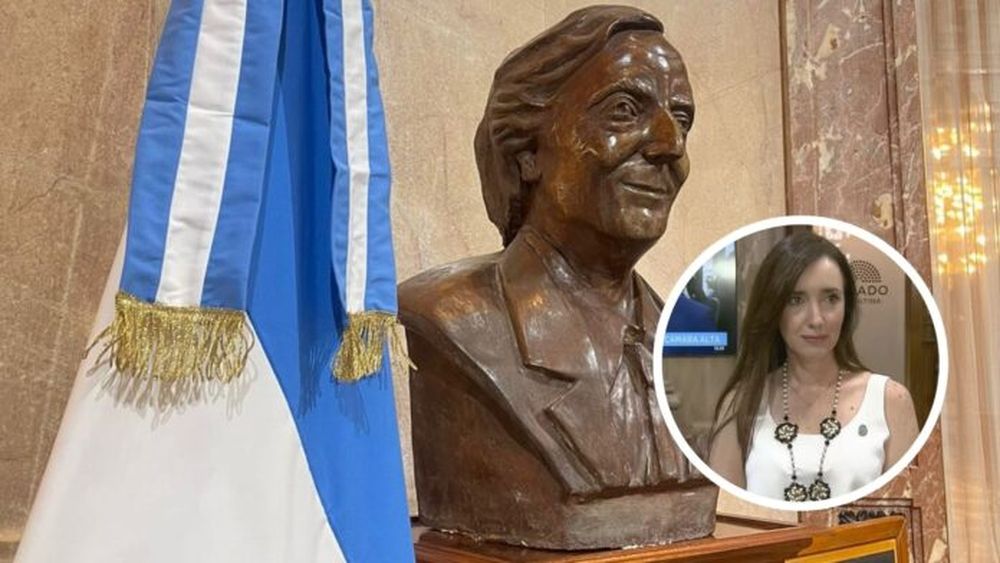 Villarruel decidió quitar el busto de Kirchner.