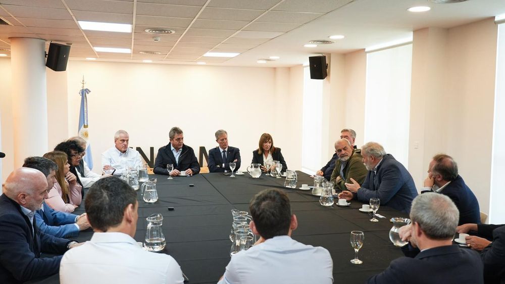 Massa, en la reunión con los rectores universitarios.&nbsp;