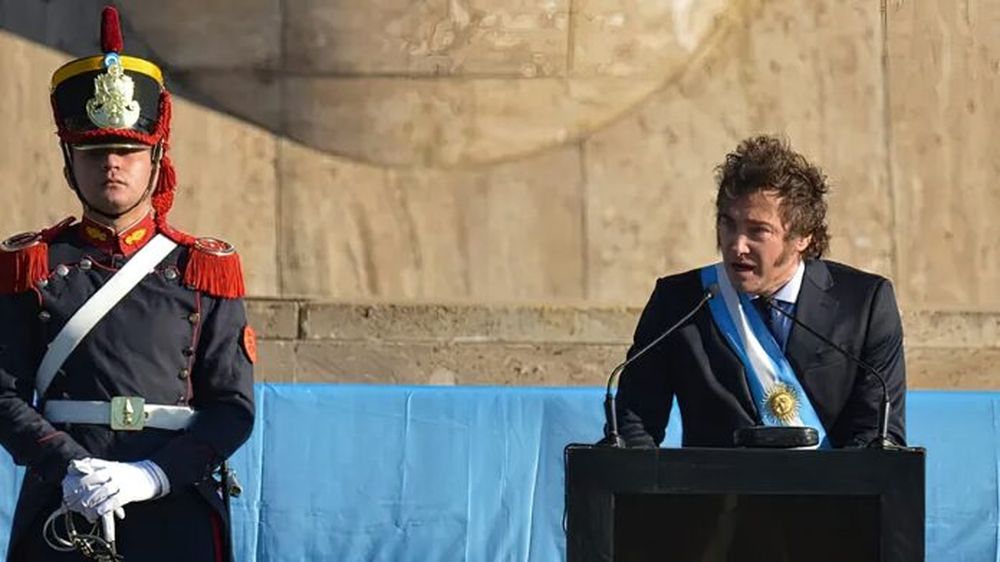 El presidente Javier Milei en su discurso por el Día de la Bandera en Rosario. (La Capital)