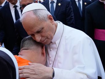 La visita del Papa podría funcionar como un espejo para preguntarnos qué sociedad estamos construyendo.