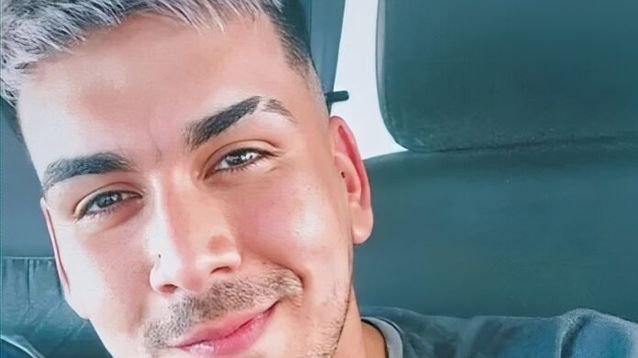 Diego Agustín Martínez, de 25 años, falleció al estrellarse contra una cabina de peaje. (Facebook)