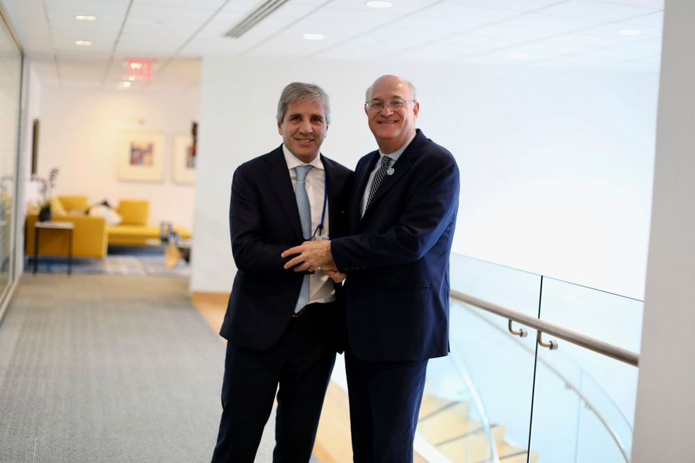 El ministro de Economía Luis Caputo celebró el apoyo del Banco Interamericano de Desarrollo (BID).&nbsp;
