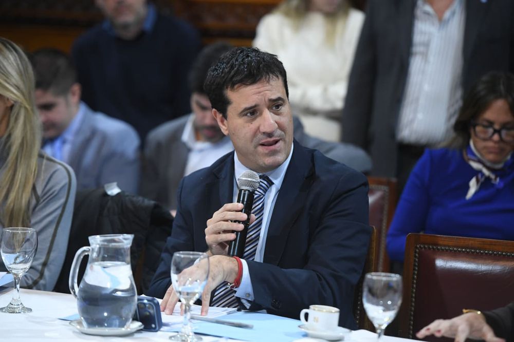 Avanza el proyecto presentado por el senador nacional por la provincia de Buenos Aires Maximiliano Abad.