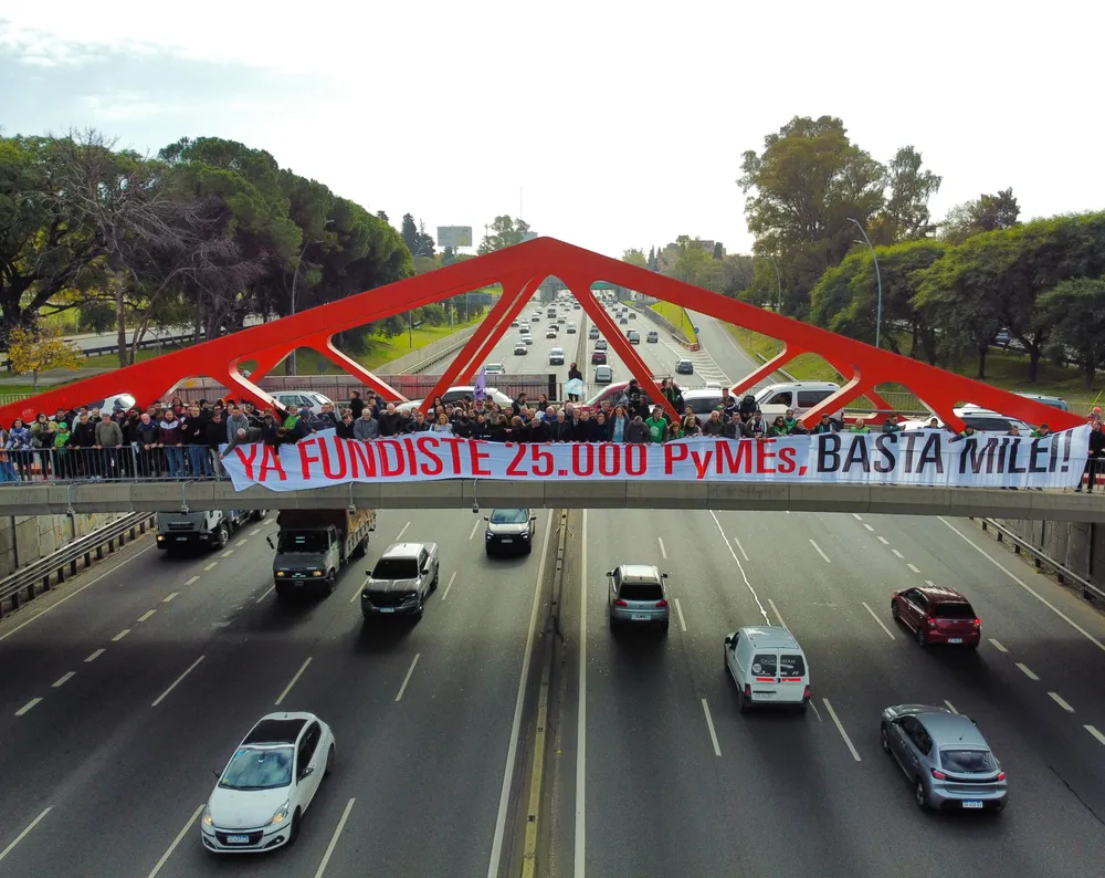 Protesta por el cierre de 25.000 pymes.&nbsp;