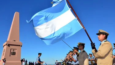 El recuerdo de la gesta de Patagones en el monumento del Cerro de la Caballada. El recuerdo de la gesta de Patagones en el monumento del Cerro de la Caballada.