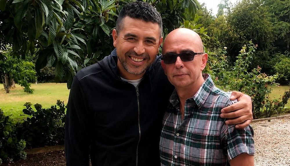 Juan Román Riquelme junto al Indio Solari.&nbsp;