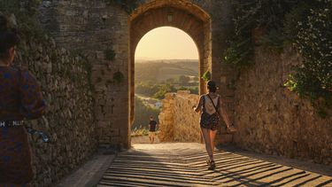 Viajeros disfrutando de paisajes increíbles. 