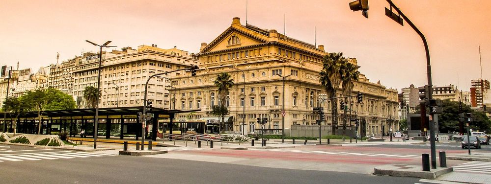 El porteño Teatro Colón. 