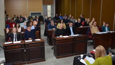 El Concejo Deliberante de Olavarría sancionó una ordenanza en favor de los familiares de los excombatientes de Malvinas. - UxP -