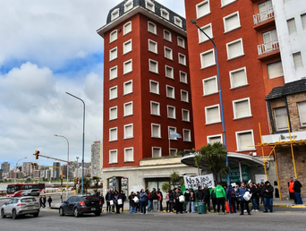 Los trabajadores vinculados a los hoteles Atlántida y Tierra del Fuego y a la farmacia del Iosfa en Mar del Plata conservarán sus fuentes laborales.