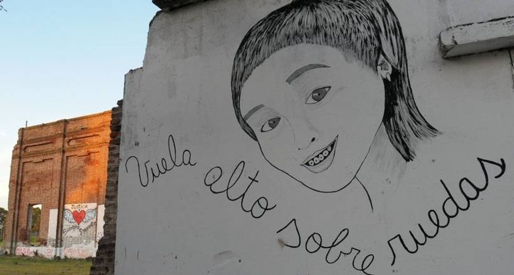 Bahía Blanca no olvida a la joven asesinada hace diez años. Bahía Blanca no olvida a la joven asesinada hace diez años.