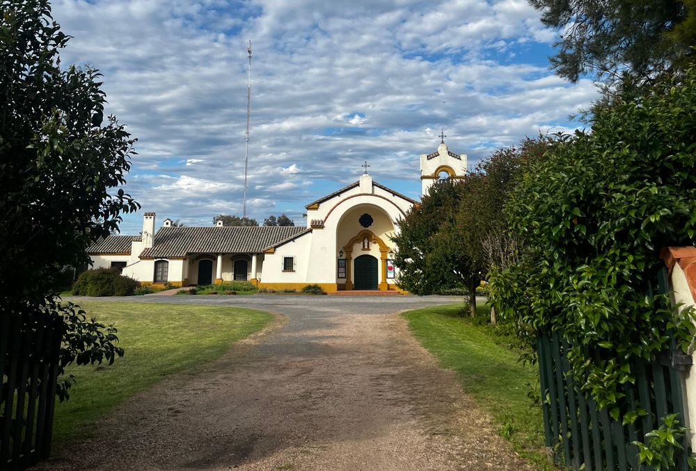 El Monasterio Benedictino de Los Toldos.&nbsp;