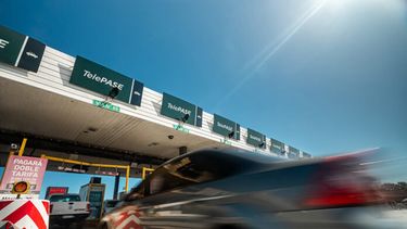 Una cabina de peaje.