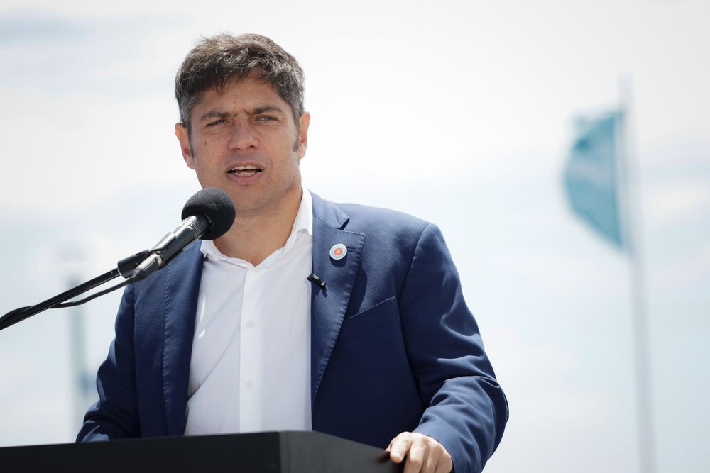 El gobernador Axel Kicillof, hoy al anunciar la obra del Plan Maestro.&nbsp;