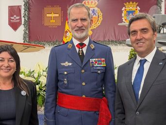 El rey Felipe VI y Leonardo Boto, intendente de Luján.