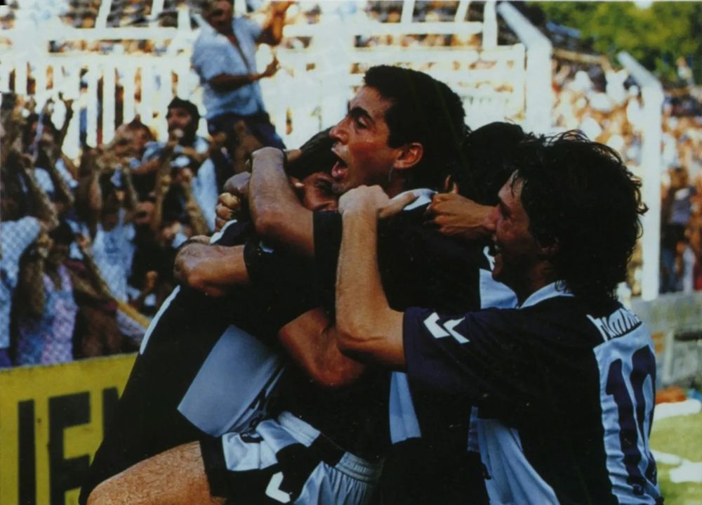 gimnasia-campeon-copa-centenariojpg.jpg