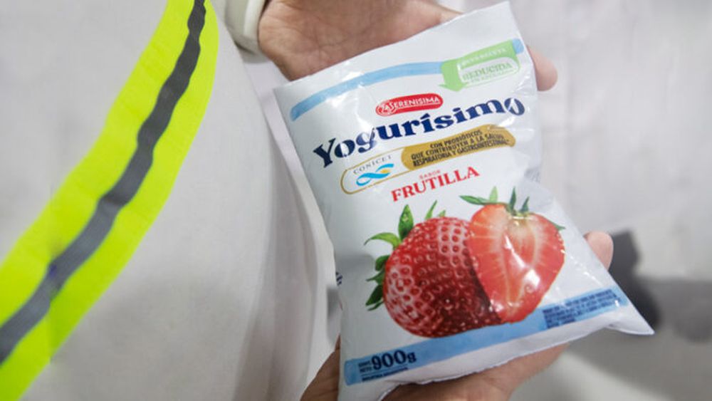 Danone lanzó al mercado una nueva receta de Yogurísimo que incorpora una tecnología del CONICET que contribuye a la salud gastrointestinal y respiratoria. (CONICET Fotografía / Verónica Tello)