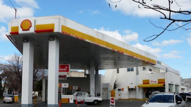 El precio de la nafta, en alza.