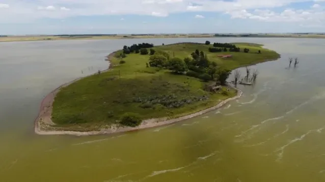 La isla de Puan en la laguna homónima.