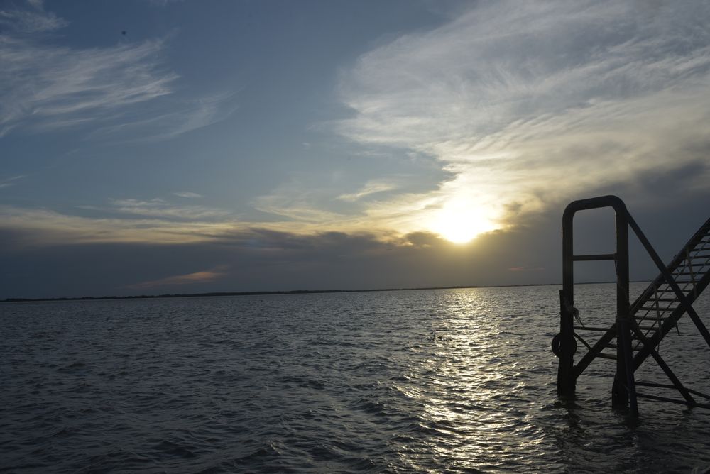 Amanecer en Martín García. (foto @ambienteprovincia)